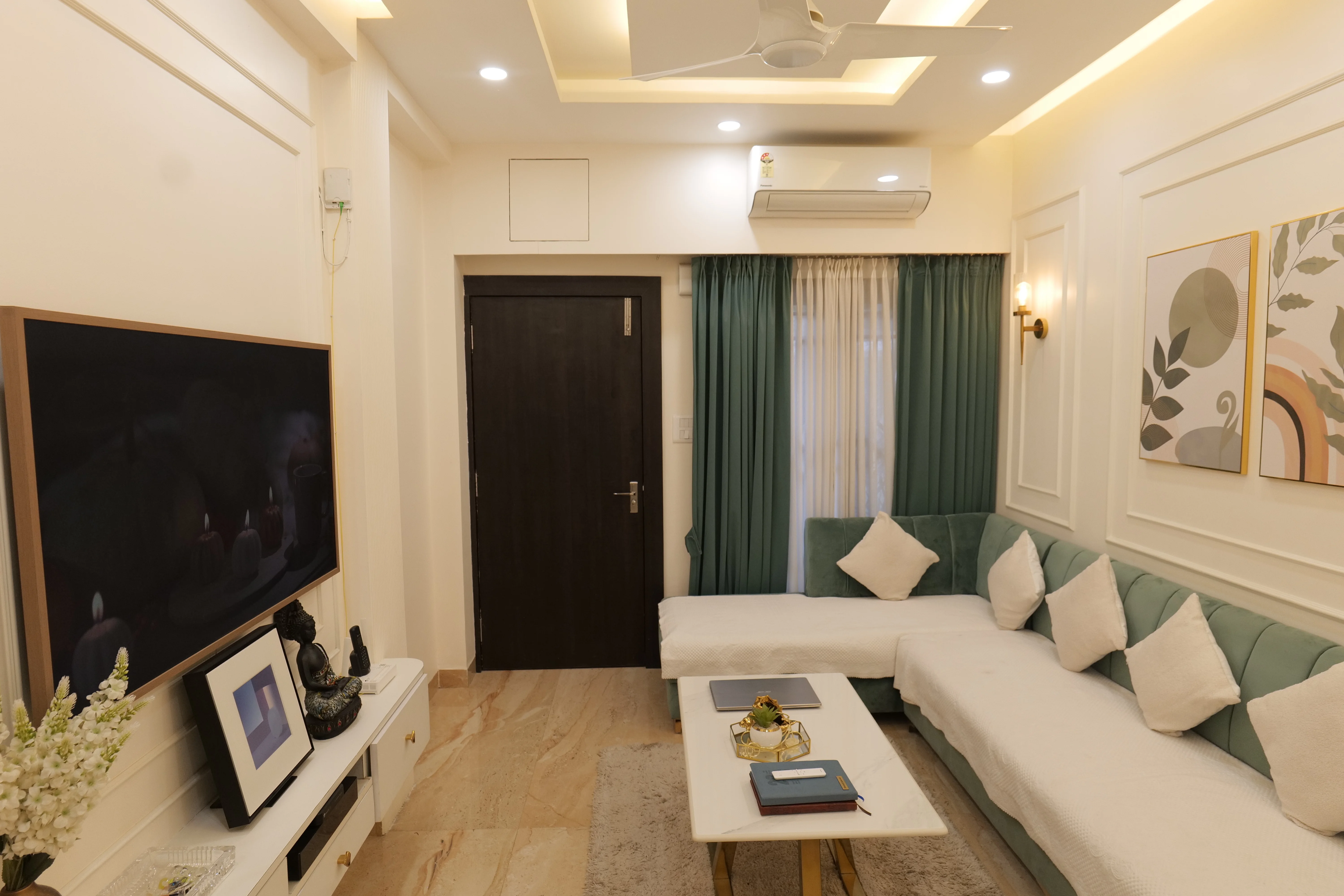 Bespoke Executive Living Hall